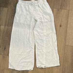 Art Class Soft White Fabric